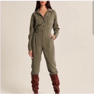 Abercrombie & Fitch Utility Jumpsuit Medium Tall